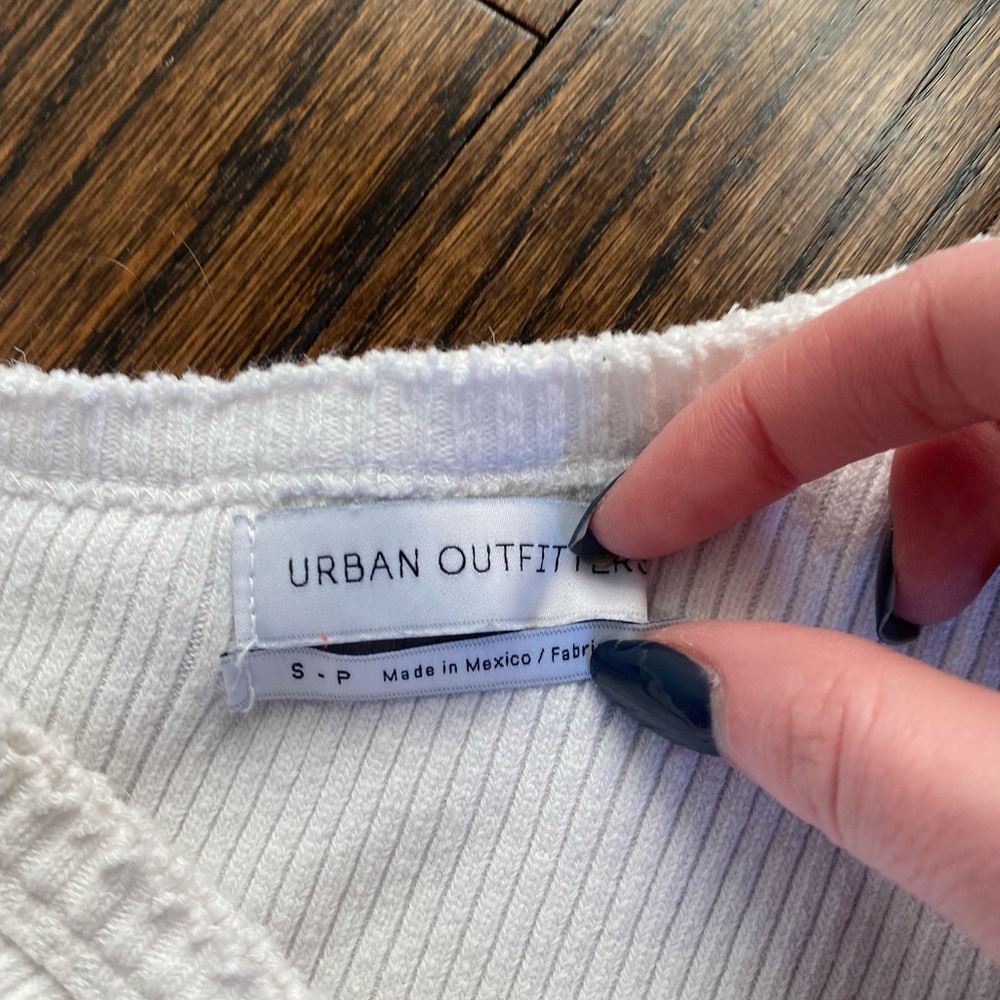 URBAN OUTFITTERS white one shoulder tank top - Picture 2 of 3